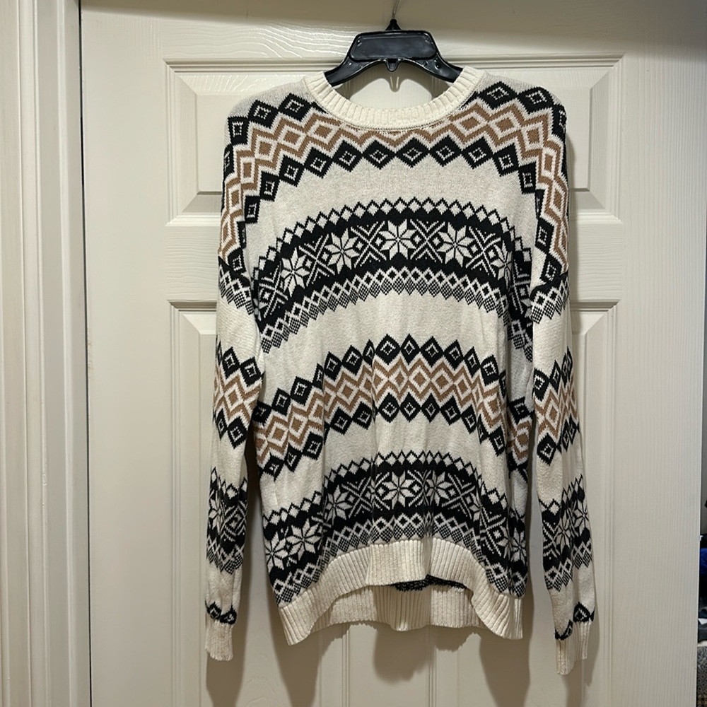 Hollister sweater